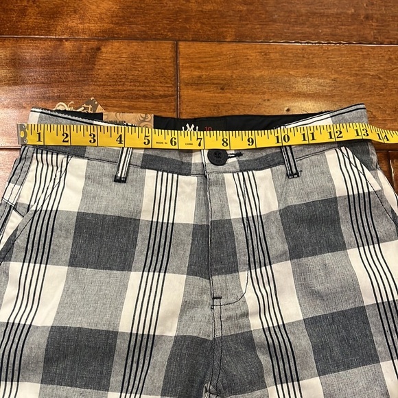 NWT Micros Plaid Short Size 10 for boy - Picture 8 of 12